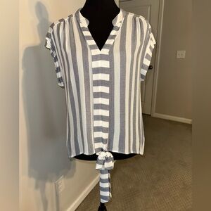 Faith and Joy White Gray Mandarin Collar Button Down Shirt